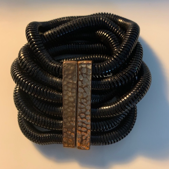 Black Coil Choker & Bracelet Set – Hammered Gold Tone - Picture 7 of 12